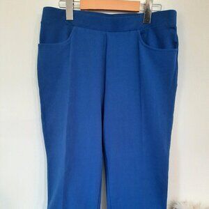 Chicos weekends. Size 1. capri. Blue